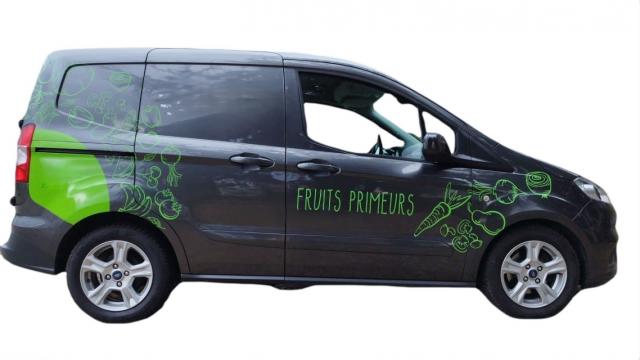 Ford Transit Courier image 3