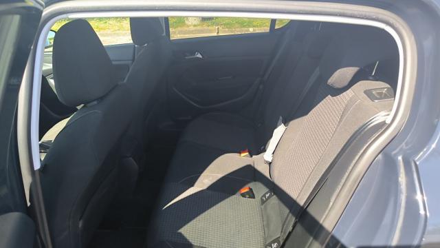 Peugeot 308 image 7