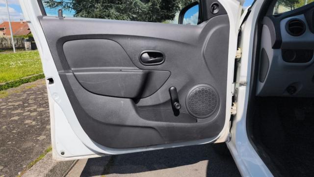 Dacia Logan image 6