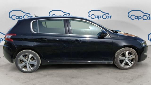 Peugeot 308 image 1