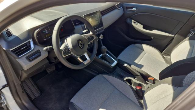 Renault Clio image 9