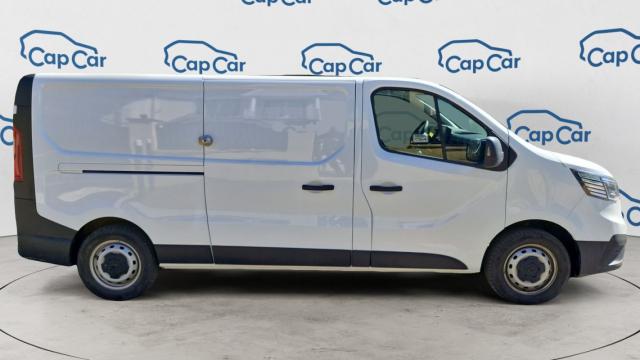 Renault Trafic image 2