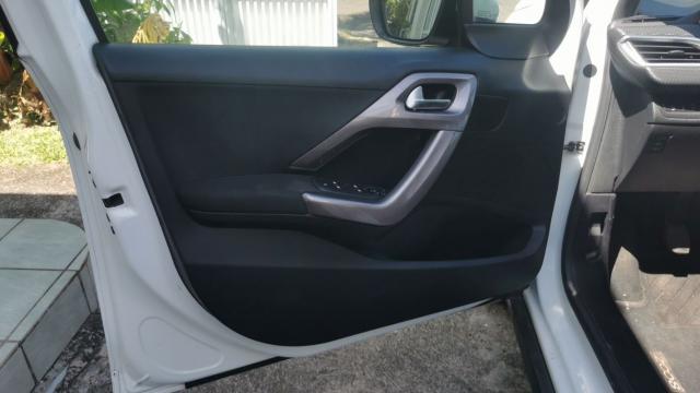 Peugeot 2008 image 4
