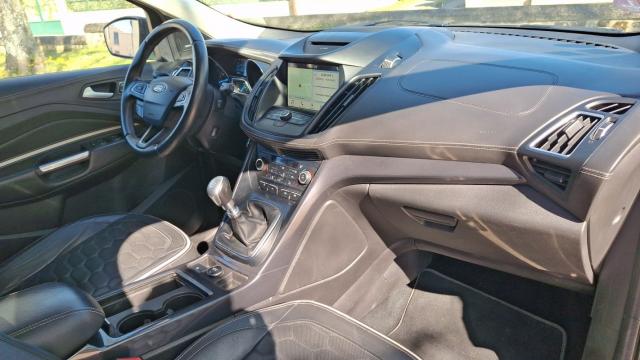 Ford Kuga image 3