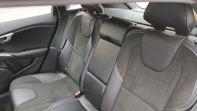 Volvo V40 image 3