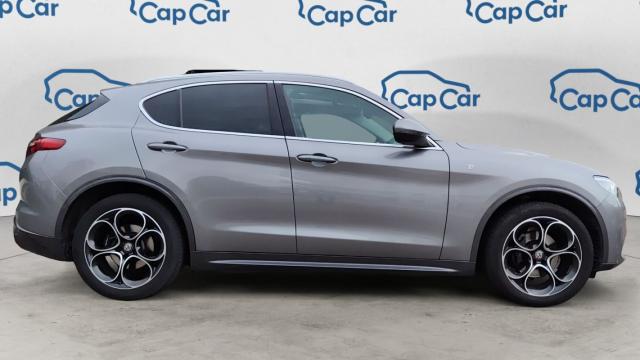 Alfa Romeo Stelvio image 6