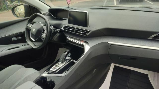 Peugeot 5008 image 7