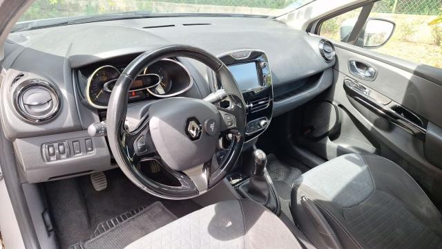 Renault Clio Estate image 3