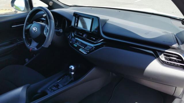 Toyota C-Hr image 5
