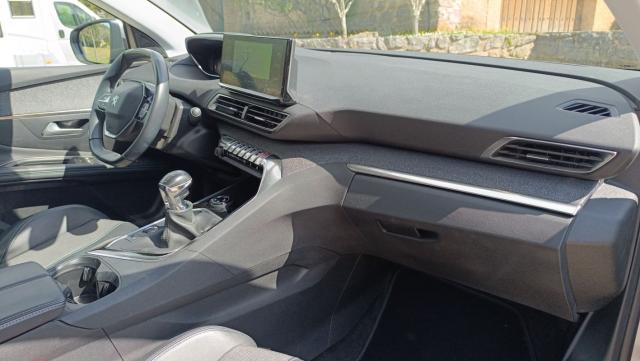 Peugeot 3008 image 4