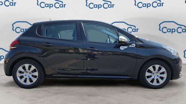 Peugeot 208 image 1