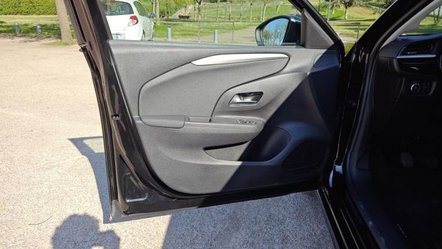 Opel Corsa image 9