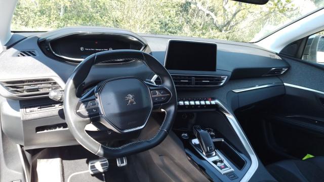 Peugeot 5008 image 4