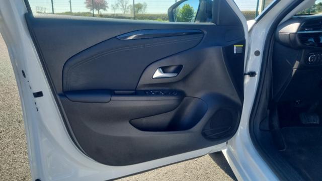 Opel Corsa image 6