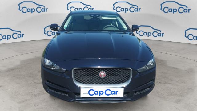 Jaguar Xe image 5