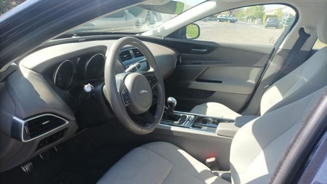 Jaguar Xe image 7