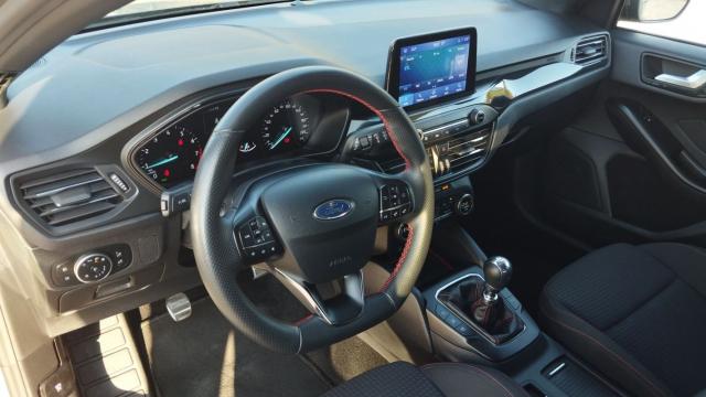 Ford Focus image 4