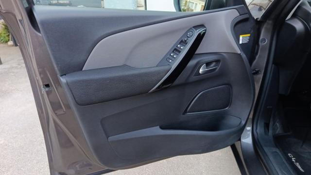 Citroen Grand C4 Picasso image 3