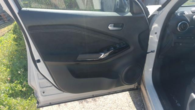 Nissan Juke image 9