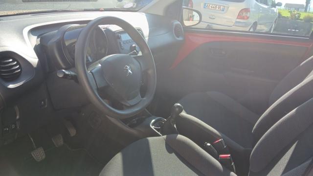 Peugeot 108 image 1