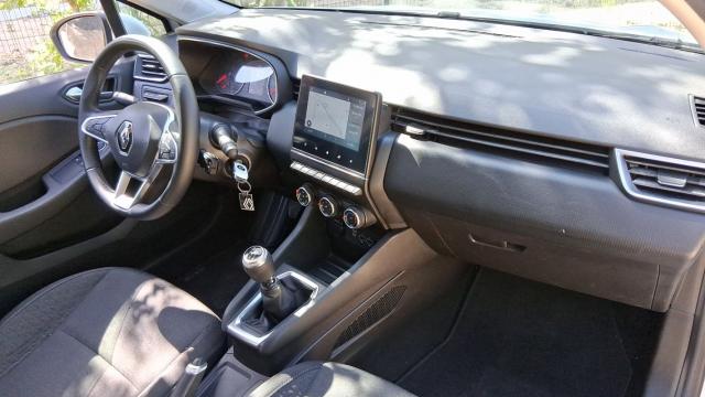 Renault Clio image 9
