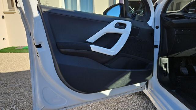 Peugeot 208 image 5