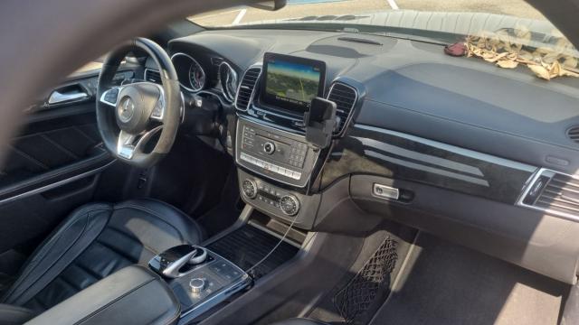 Mercedes Benz Gls image 3