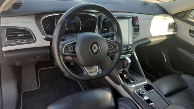 Renault Talisman Estate image 3