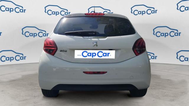 Peugeot 208 image 9