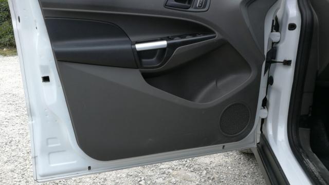 Ford Grand Tourneo Connect image 4