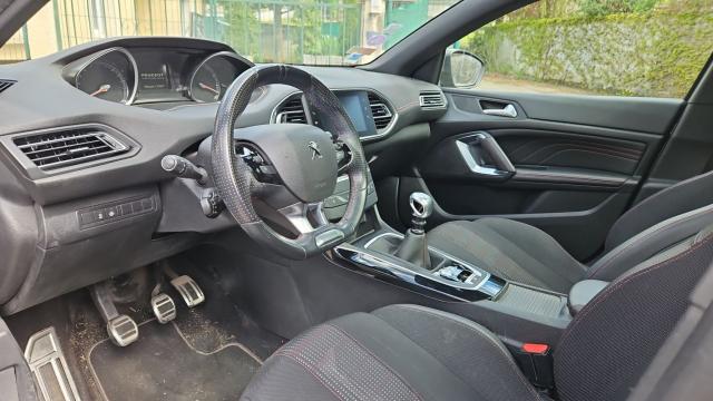 Peugeot 308 image 9