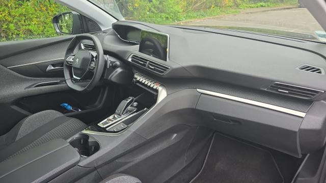 Peugeot 5008 image 9