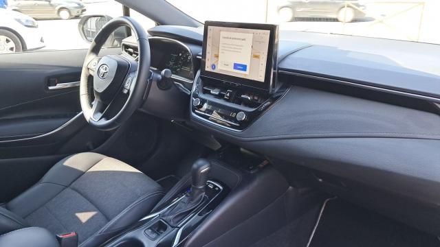 Toyota Corolla Touring Sports image 4