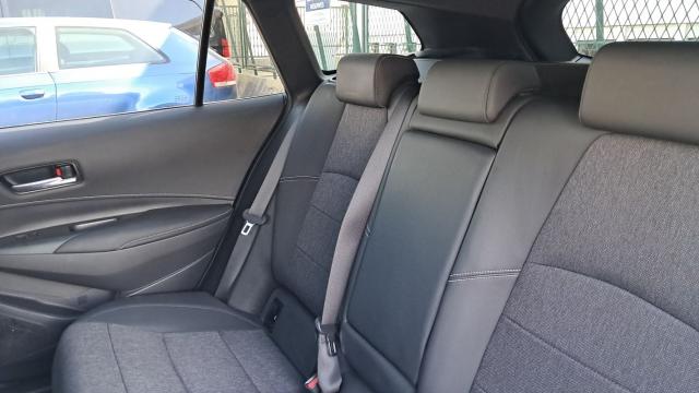 Toyota Corolla Touring Sports image 1