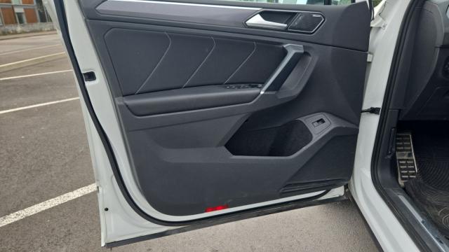 Volkswagen Tiguan image 9