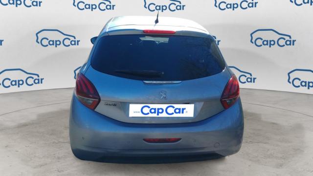 Peugeot 208 image 2