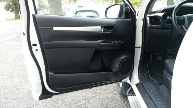 Toyota Hilux image 9