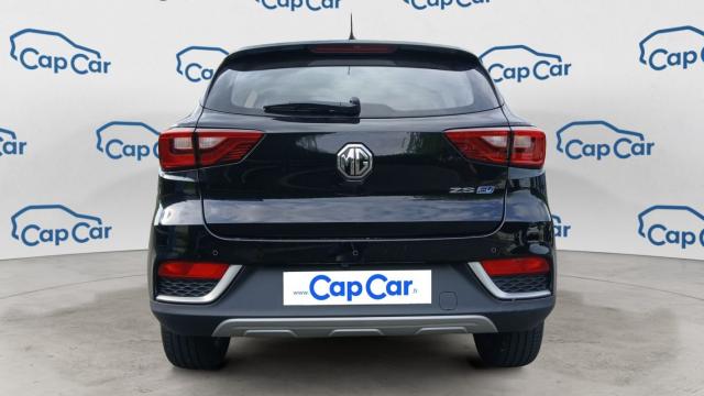 Mg Zs Ev image 3