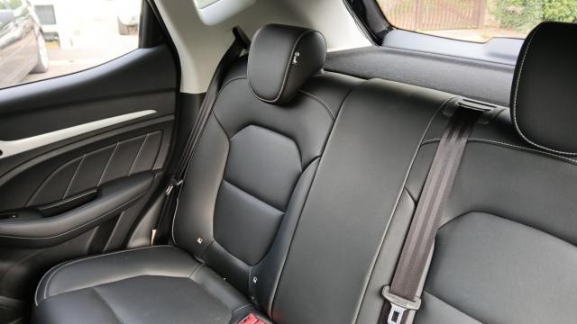 Mg Zs Ev image 2