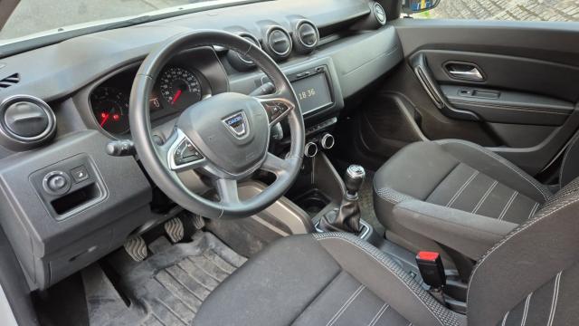 Dacia Duster image 1