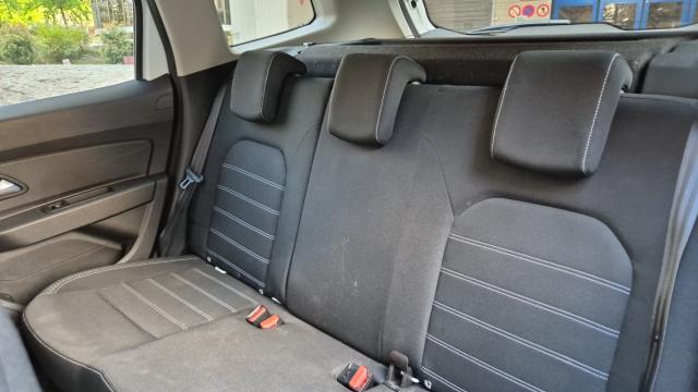 Dacia Duster image 5