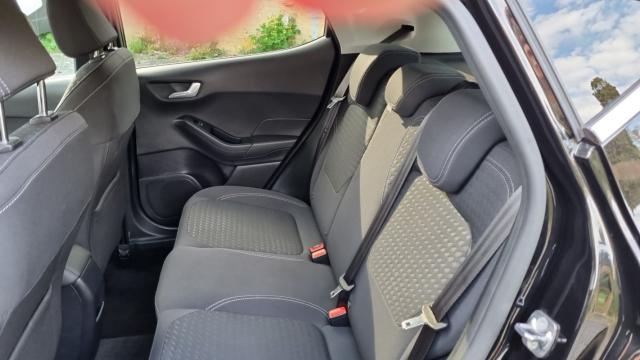 Ford Fiesta image 2