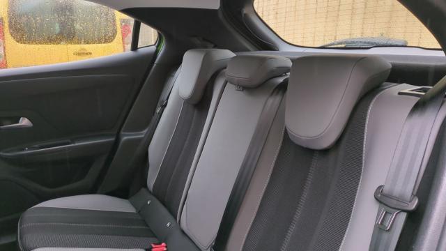 Opel Mokka image 8