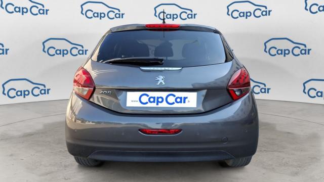 Peugeot 208 image 1