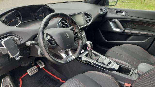 Peugeot 308 image 8