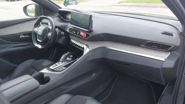 Peugeot 5008 image 2
