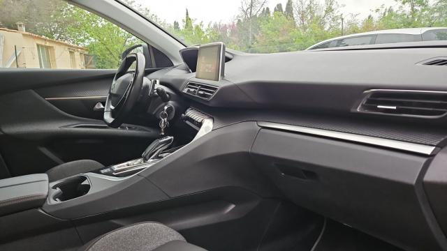 Peugeot 3008 image 6