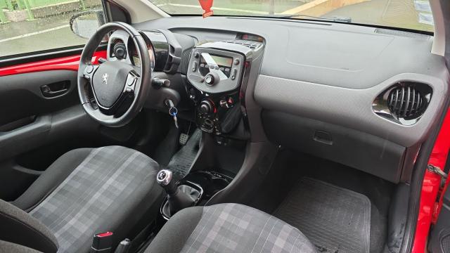 Peugeot 108 image 1
