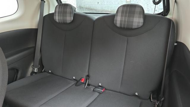 Peugeot 108 image 2
