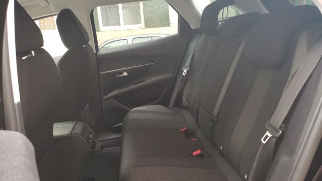Peugeot 3008 image 1